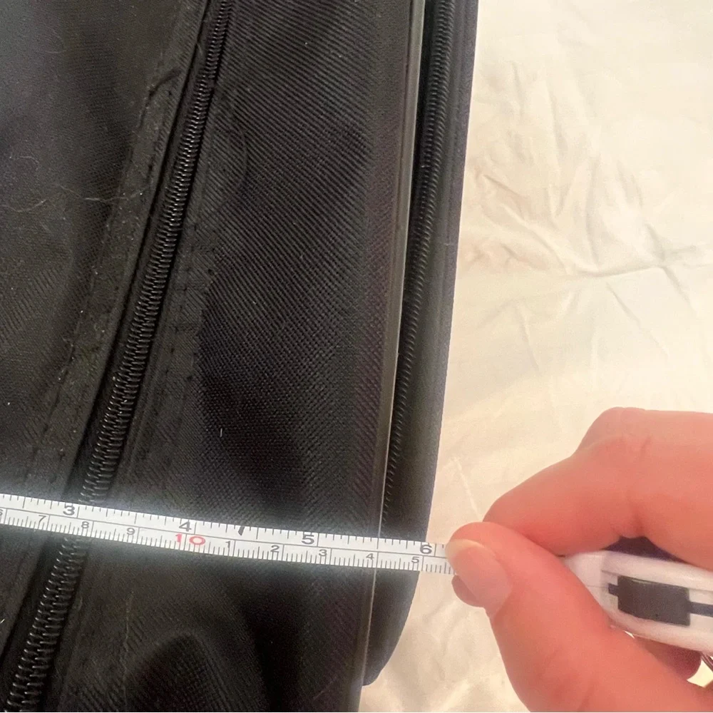 American Tourister Black Messenger Bag